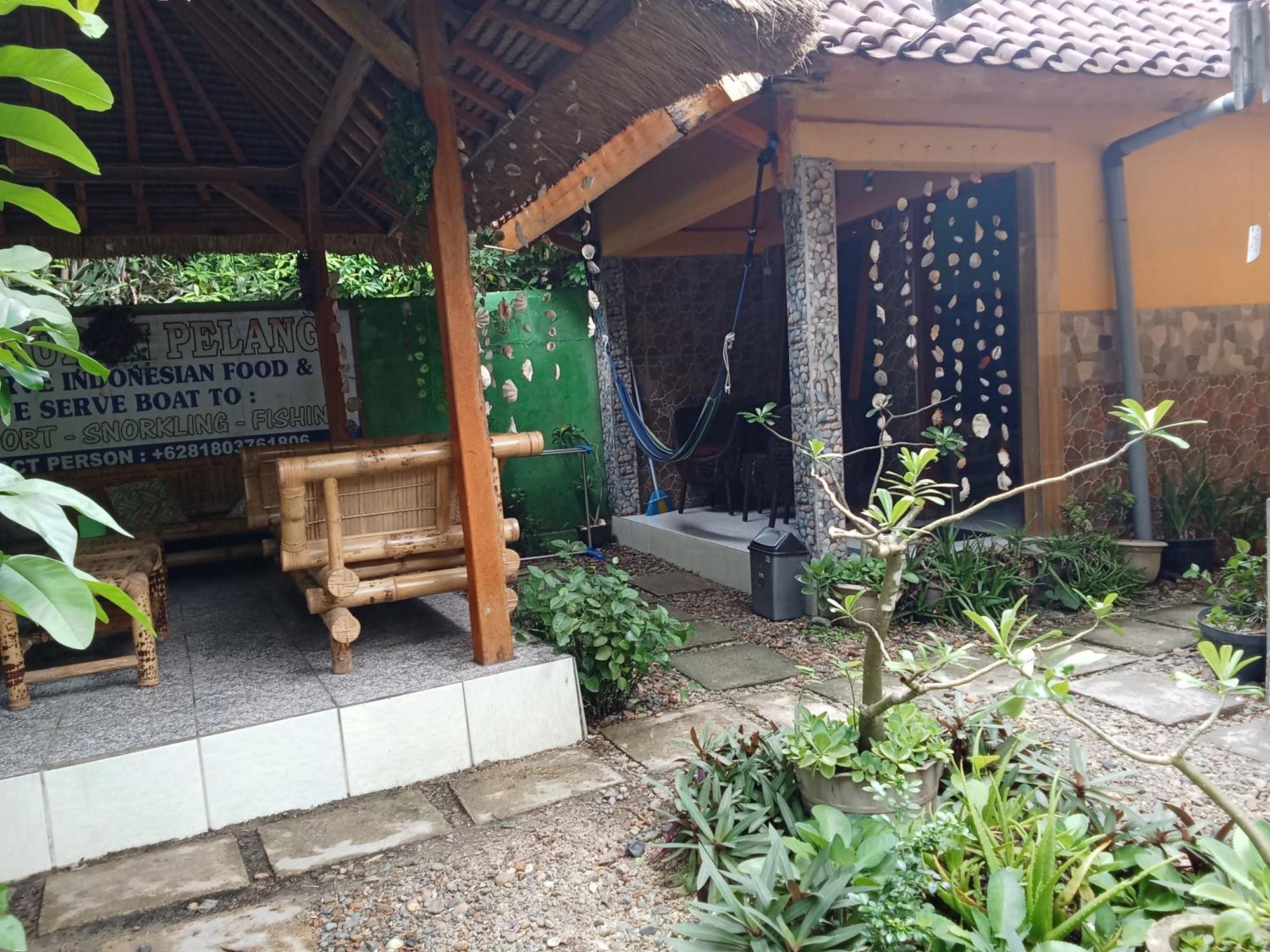 סקוטונג Pelangi Homestay Bungalow Gili Gede חדר תמונה
